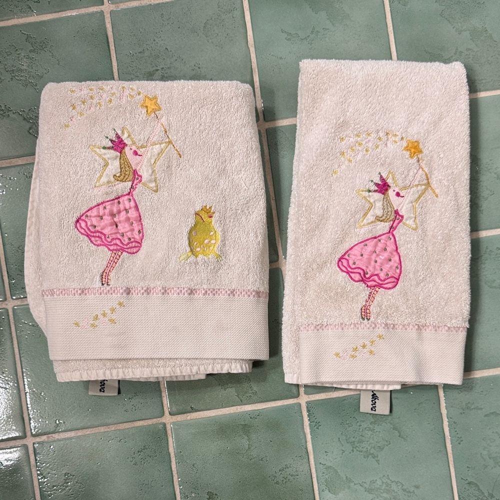 Pink Fairy Akova Embroidered The Frog Prince 100% Cotton bath & hand towel set